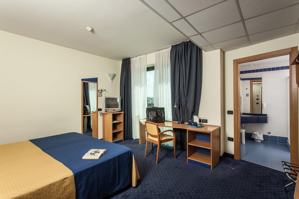 Hotel Mastai Σενιγκάλια Εξωτερικό φωτογραφία