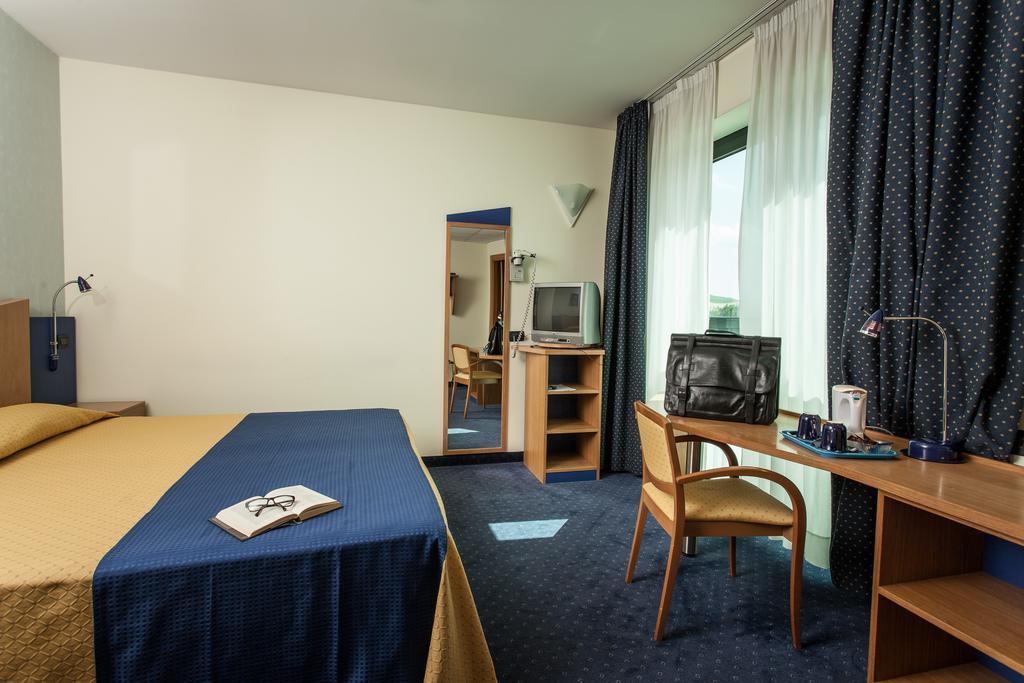 Hotel Mastai Σενιγκάλια Εξωτερικό φωτογραφία